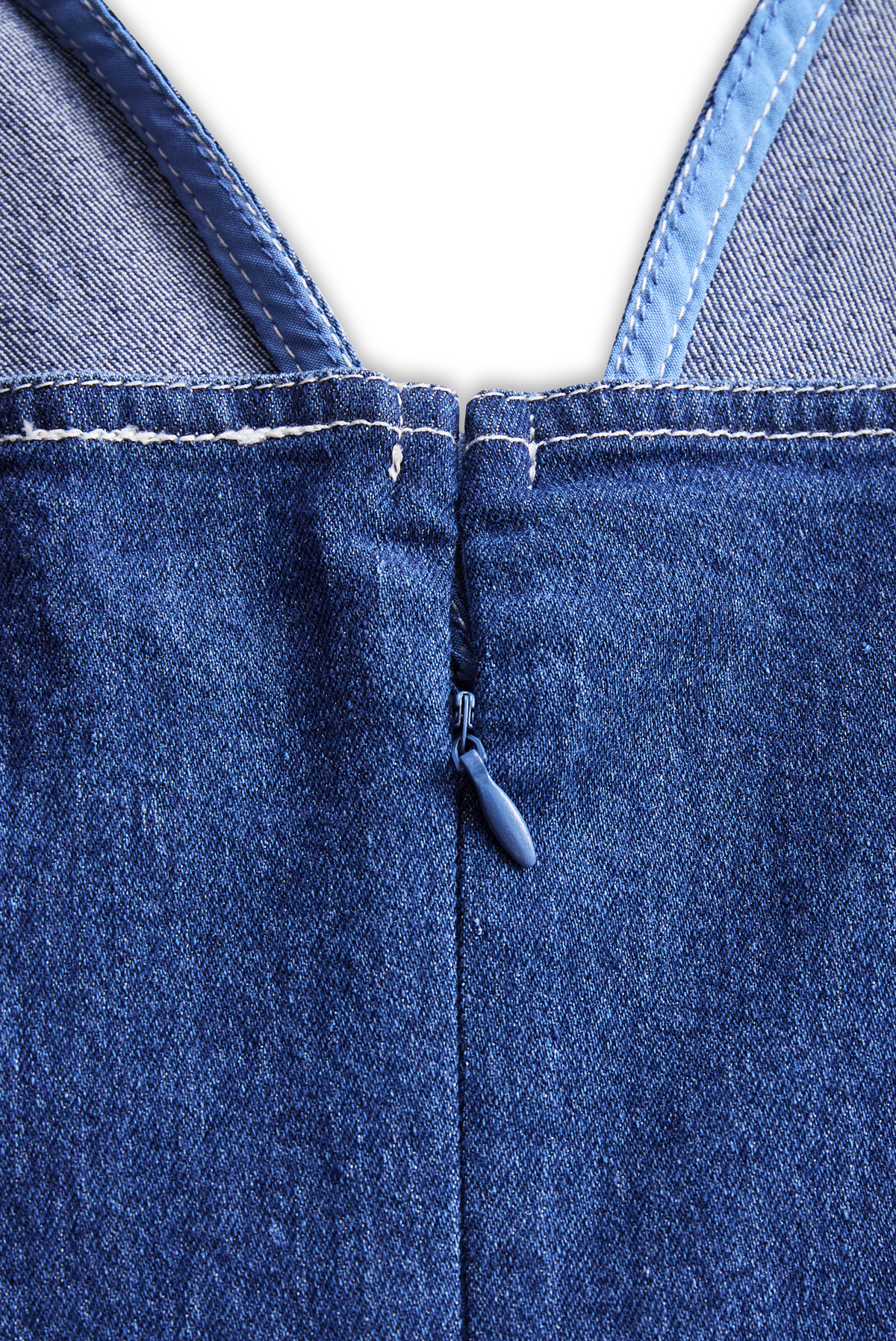 Ciemnoniebieska, bezrękawnikowa sukienka midi z denimu