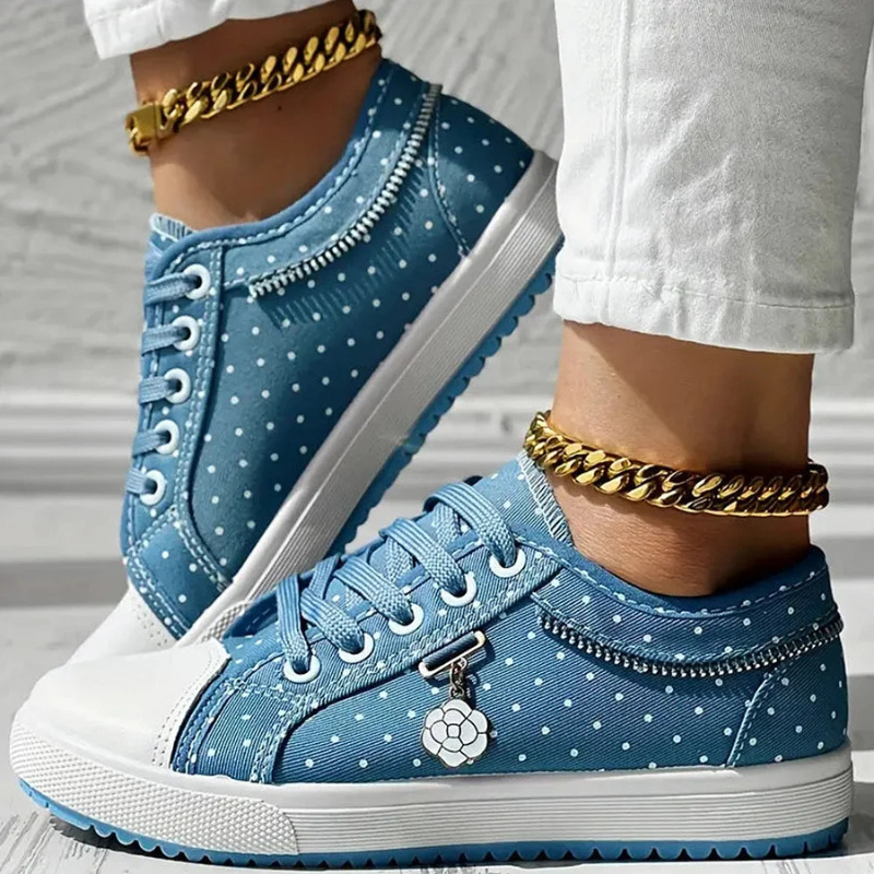 CARO | ELEGANCKIE SNEAKERY DAMSKIE Z KWIATOWYMI DETALAMI