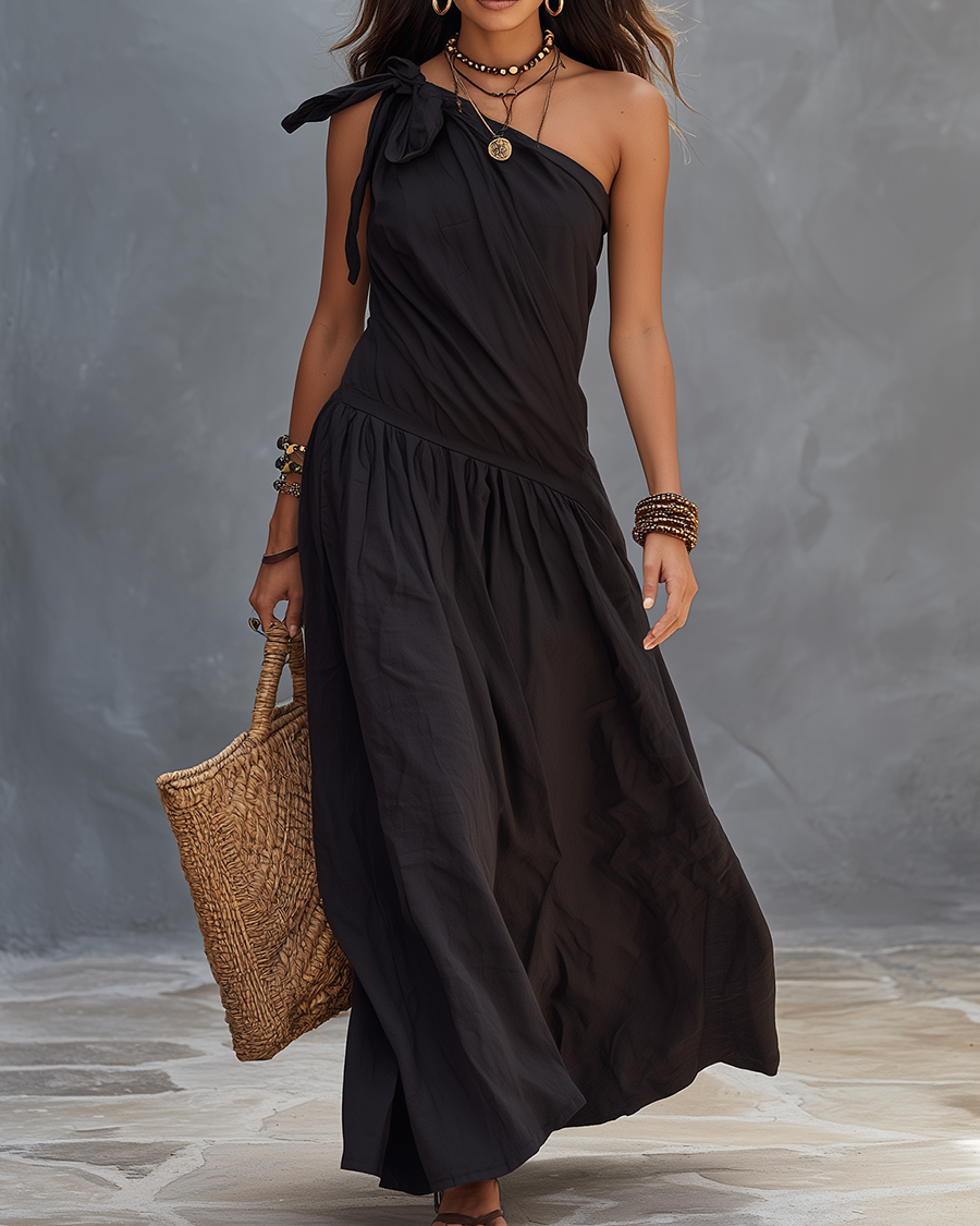 SELENA | Maxi Sukienka Monospalla Czarna