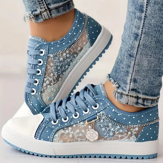CARO | ELEGANCKIE SNEAKERY DAMSKIE Z KWIATOWYMI DETALAMI