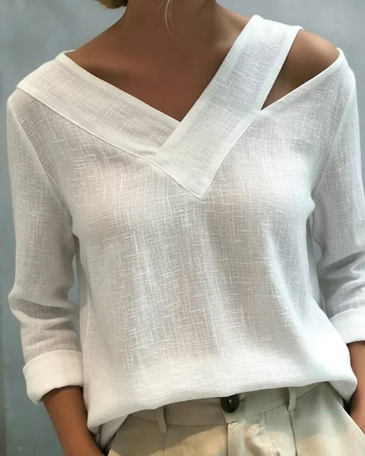 Calira – bluzka z dekoltem w serek i odkrytymi ramionami, o fakturze Soft-Touch