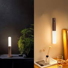 Inteligentna lampa indukcyjna z czujnikiem ruchu