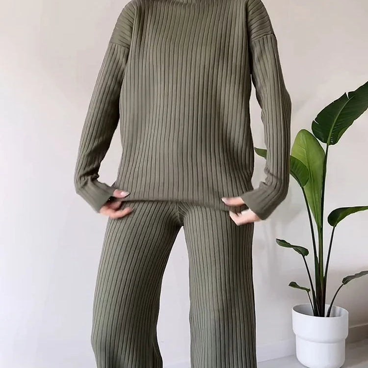 Elegancki dwuczęściowy zestaw z rozcięciem