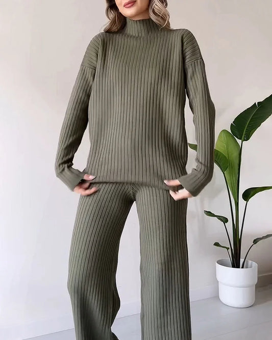 Elegancki dwuczęściowy zestaw z rozcięciem