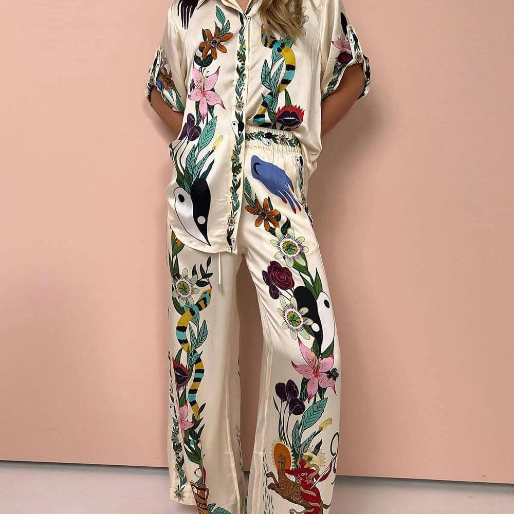 Nika | Resort Vibes Satin zestaw koszuli i spodni w unikalny wzór