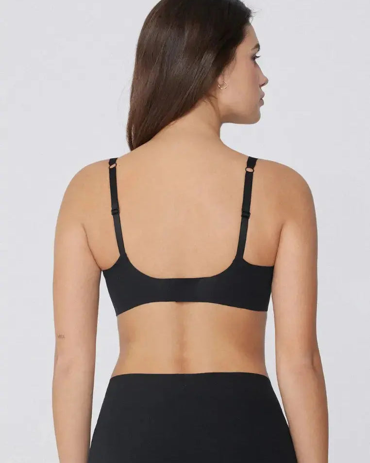 Biustonosz push-up bez fiszbin z dekoltem w szpic