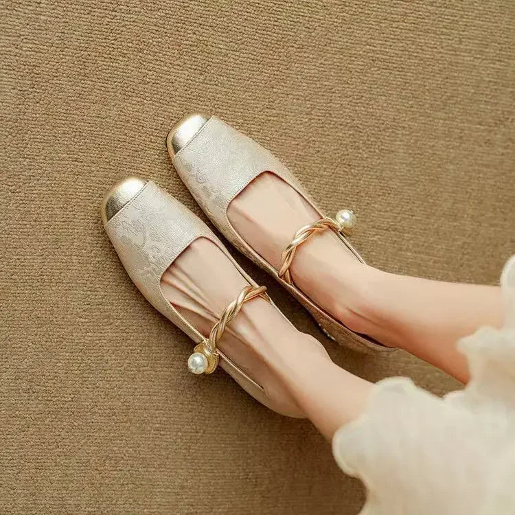 Lira™ | Mary Janes